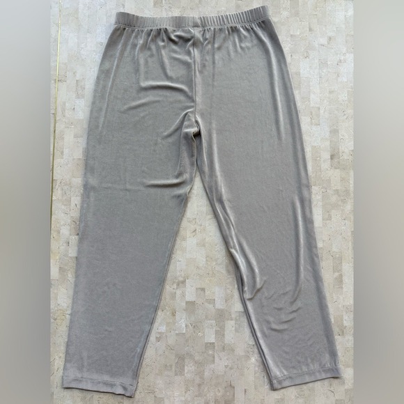 CHICOS Travelers Essential Slim Pants Womens 12/Large Khaki Pull On Work NWT - Picture 4 of 8